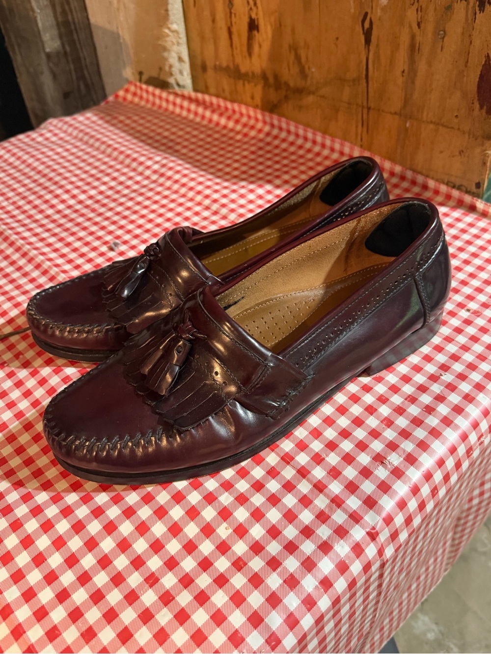 Tassel Slip-On Loafers in Dark Burgundy